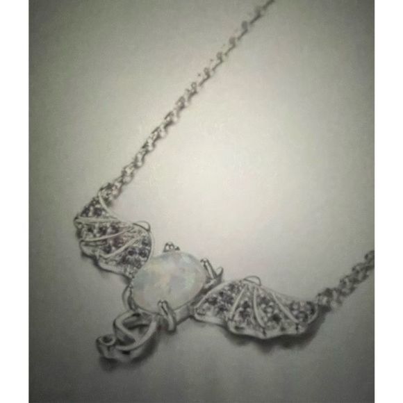 Unique WHITE OPAL N STERLING SILVER BAT NECKLACE - Picture 3 of 5